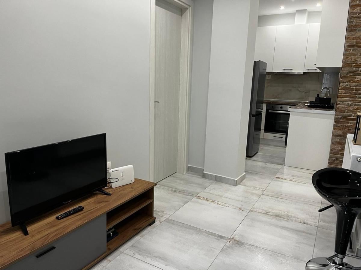 Modern Flat Ag. Dimitriou Apartment เทสซาโลนิกิ ภายนอก รูปภาพ